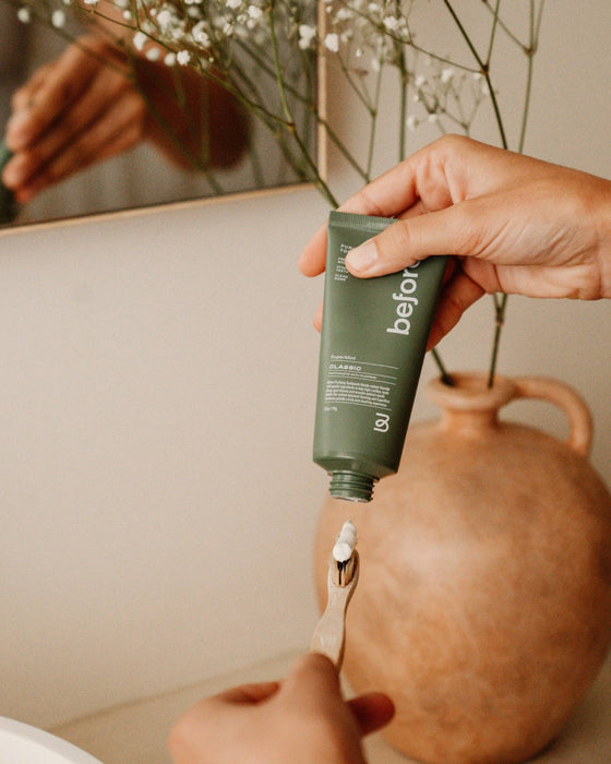 Fluoride SuperMint Classic Toothpaste - Mortise And Tenon